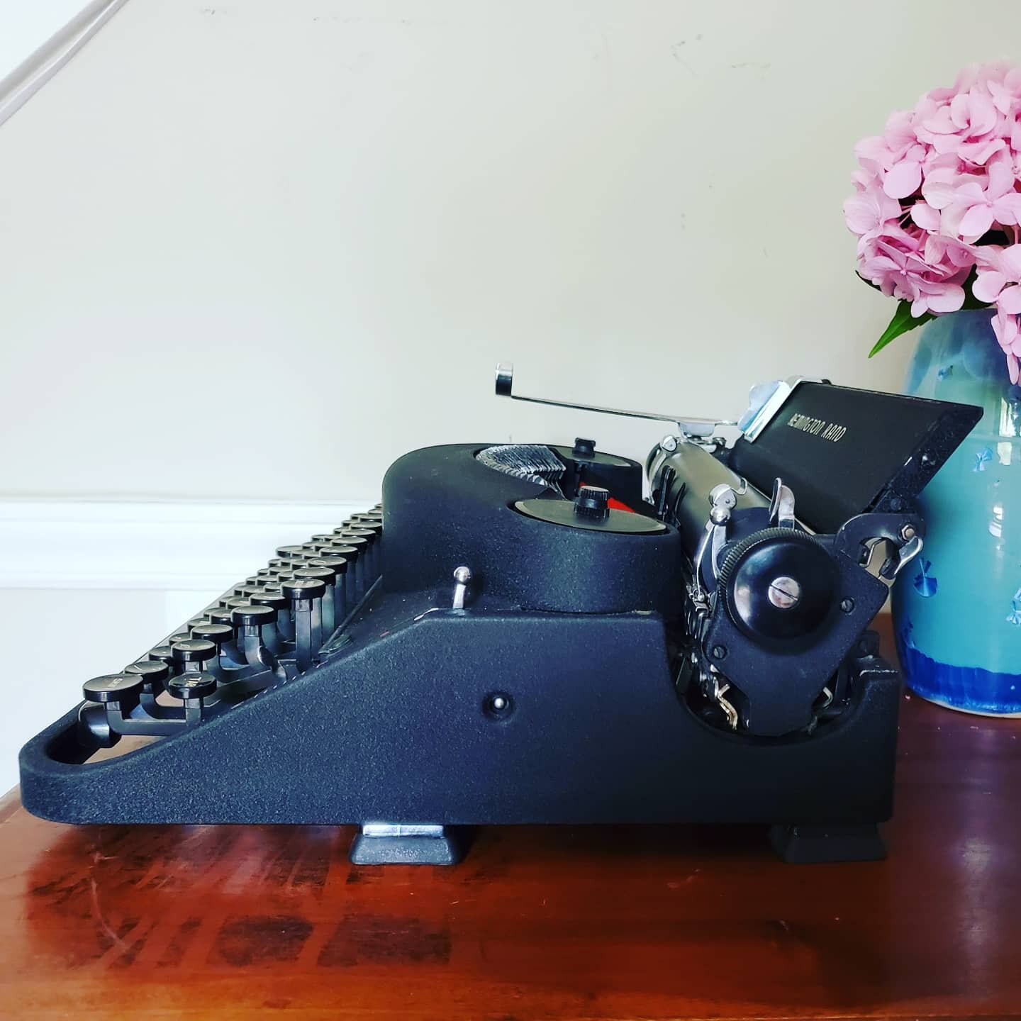 Underwood Remington Noiseless Model 7 Typewriter for Sale Underwood Remington Noiseless Model 7 Typewriter for Sale
